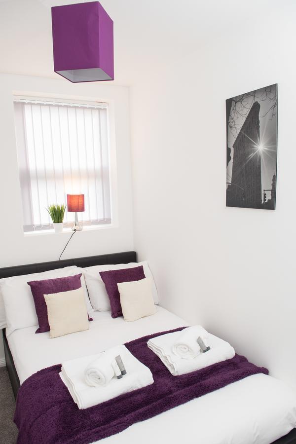 Moseley Mews Village Suites - Purple Birmingham Bagian luar foto