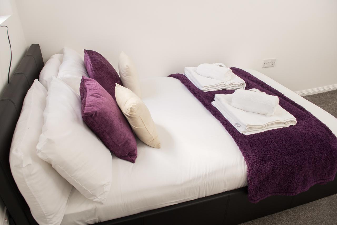 Moseley Mews Village Suites - Purple Birmingham Bagian luar foto