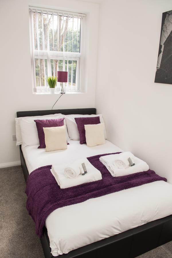 Moseley Mews Village Suites - Purple Birmingham Bagian luar foto